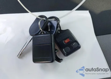 2010 Ford Ranger Xlt from USA, damaged, VIN 1FTLR4EE2APA32276